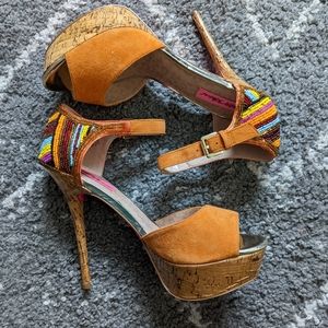 NWT Betsy Johnson Platforms Sz:9.5